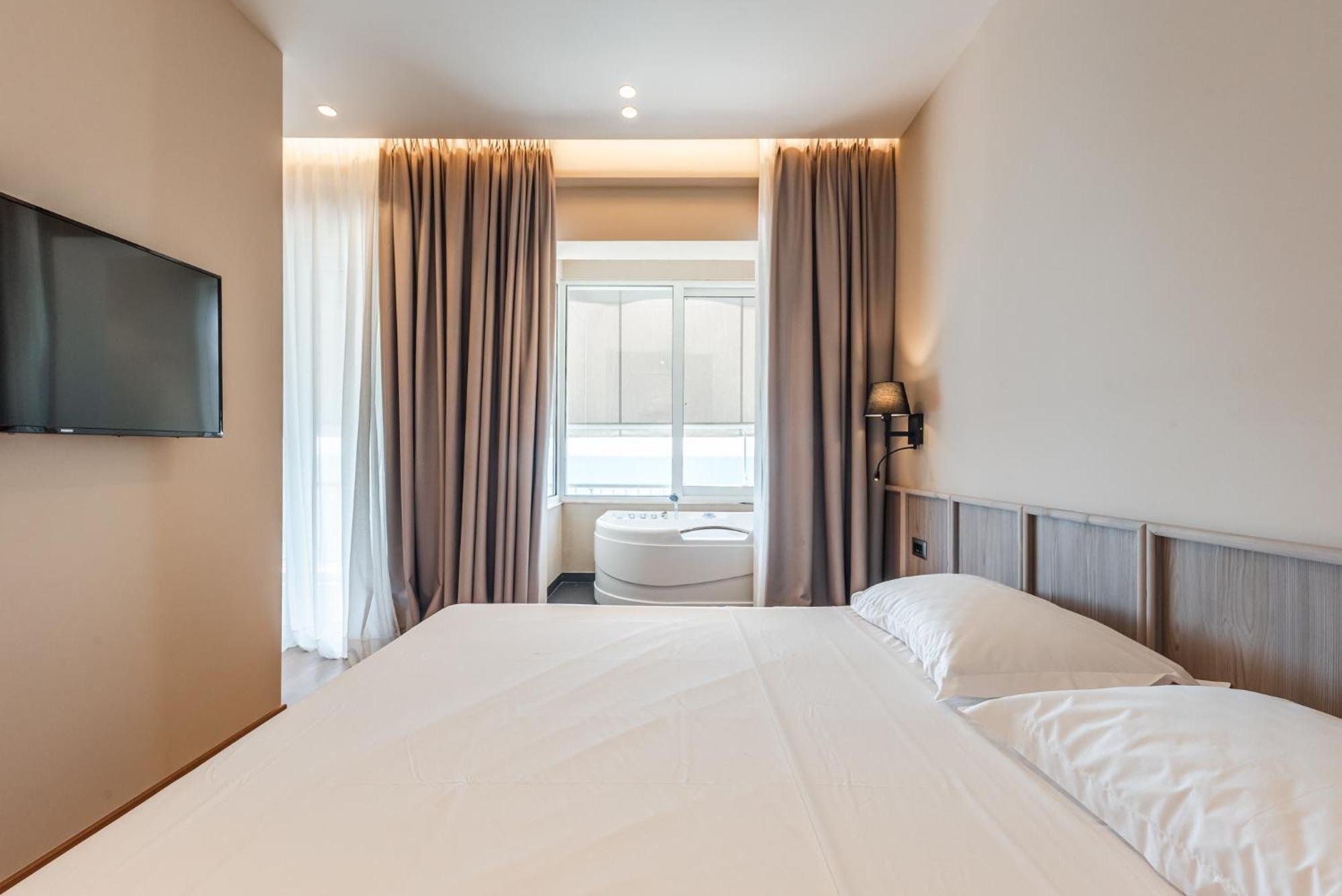 Aragosta Hotel Dıraç Dış mekan fotoğraf